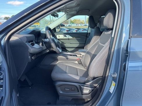 New 2026 Ford Explorer Active image 12