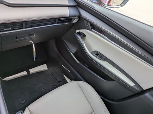 New 2026 MAZDA MAZDA3 2.5 S Sedan w/ Preferred Pkg FWD image 18