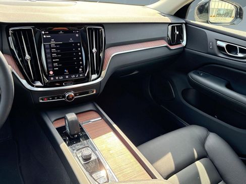Certified 2025 Volvo S60 B5 Plus image 21