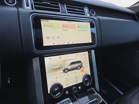 Used 2020 Land Rover Range Rover Long Wheelbase HSE image 24