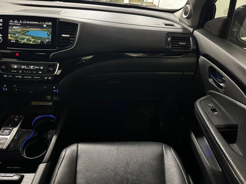 Used 2019 Honda Pilot Touring image 21