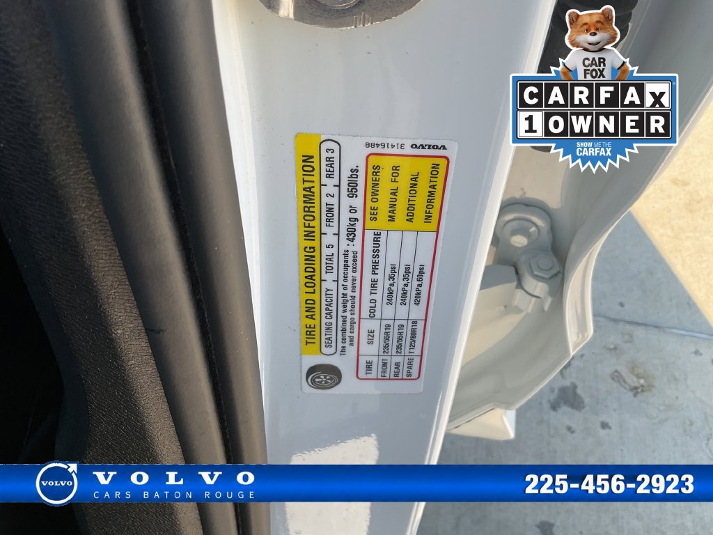 Used 2024 Volvo XC60 B5 Plus w/ Protection Package Premier AWD/4WD image 34
