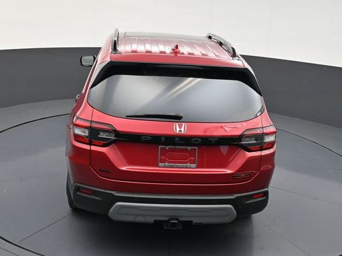 Used 2023 Honda Pilot TrailSport image 15