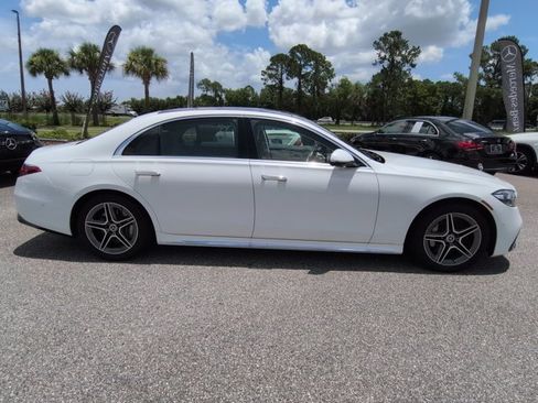 Certified 2024 Mercedes-Benz S 580 4MATIC Sedan image 3