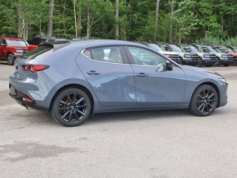 Used 2023 MAZDA MAZDA3 s FWD image 8