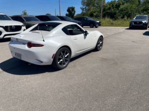 Used 2020 MAZDA MX-5 Miata RF Grand Touring RWD image 5