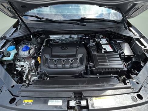 Used 2021 Volkswagen Tiguan SE R-Line FWD image 33