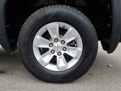 Used 2023 GMC Sierra 1500 SLE image 14