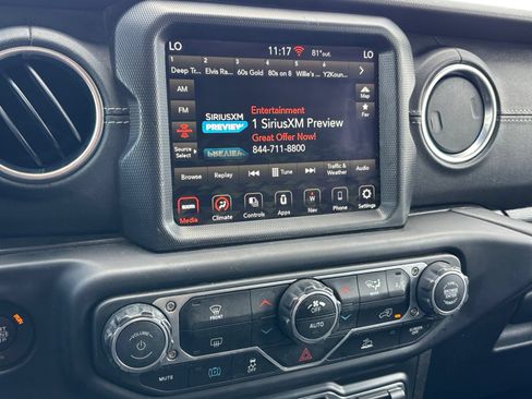 Used 2023 Jeep Wrangler Unlimited Sahara AWD/4WD image 23