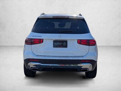 New 2026 Mercedes-Benz GLB 250 image 7
