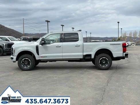 New 2026 Ford F250 Platinum w/ Tremor Off-Road Package image 31