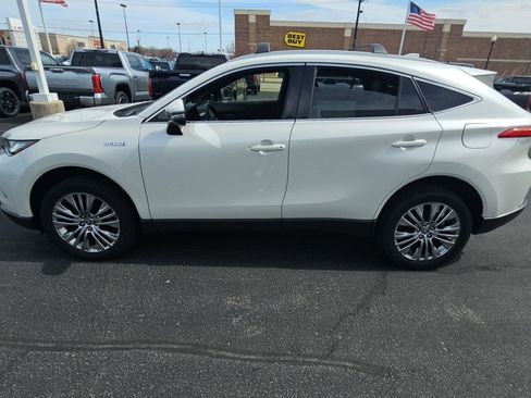 Used 2021 Toyota Venza Limited w/ Advanced Technology Package AWD/4WD image 6