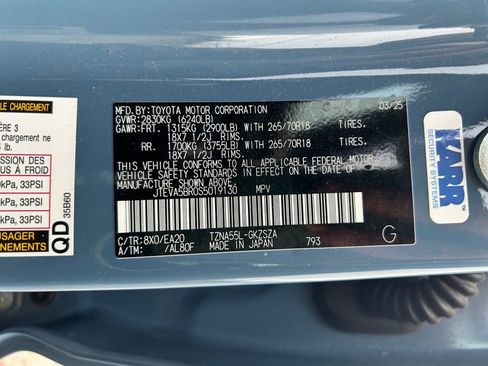 Used 2025 Toyota 4Runner TRD Off-Road Premium image 34