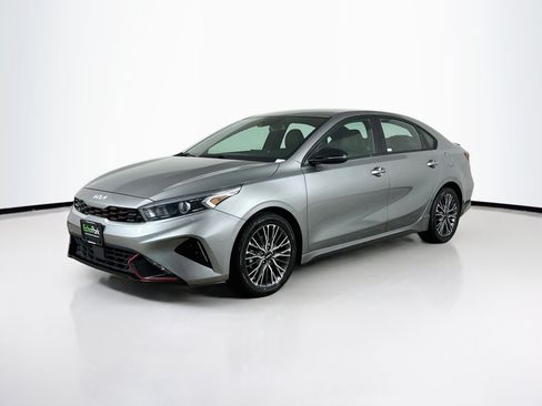 Used 2022 Kia Forte GT-Line w/ GT-Line Technology Package FWD image 3