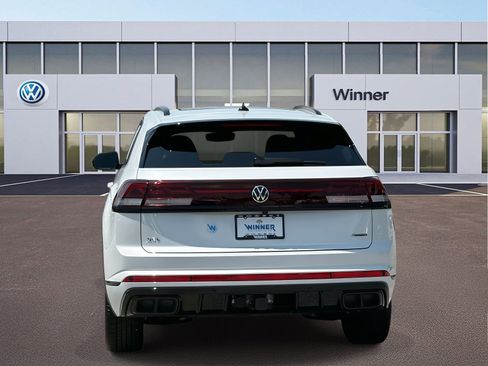 Used 2025 Volkswagen Atlas Cross Sport SEL R-Line image 7