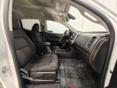Used 2019 GMC Canyon SLE AWD/4WD image 25