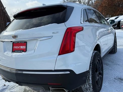Used 2017 Cadillac XT5 Luxury image 9