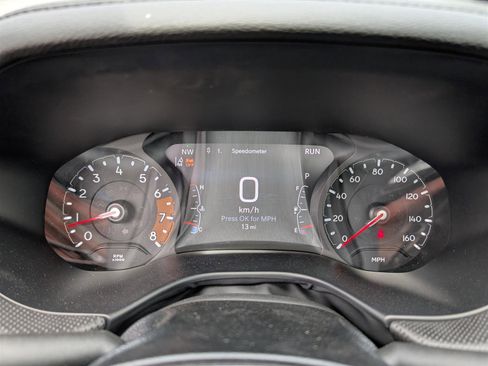 New 2025 Jeep Compass Latitude w/ Sun & Sound Group image 24