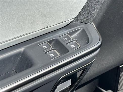 Used 2023 Rivian R1S Adventure AWD/4WD image 21