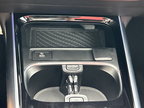 Certified 2025 Mercedes-Benz GLA 250 image 34
