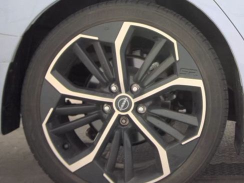 Used 2023 Nissan Altima 2.5 SR w/ SR Premium Package FWD image 19