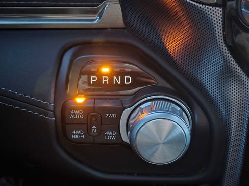 Used 2019 RAM 1500 Limited image 33