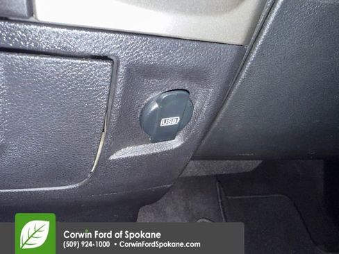 Used 2014 RAM 1500 Classic SLT image 27