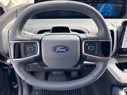 Used 2026 Ford Expedition Max Active RWD image 14