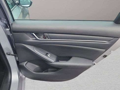 Used 2020 Honda Accord LX image 25