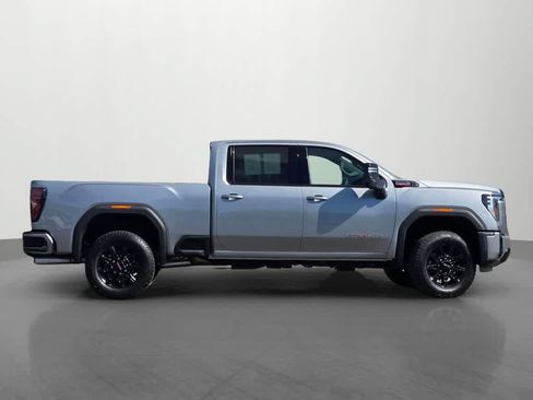 Used 2026 GMC Sierra 2500 AT4 AWD/4WD image 7