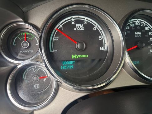 Used 2009 Chevrolet Silverado 1500 2WD Crew Cab Hybrid image 20