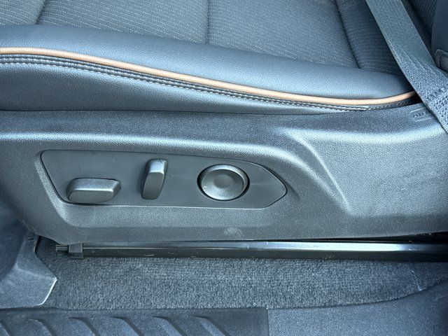 Used 2026 GMC Canyon AT4 w/ Nightfall Essentials Package AWD/4WD image 15