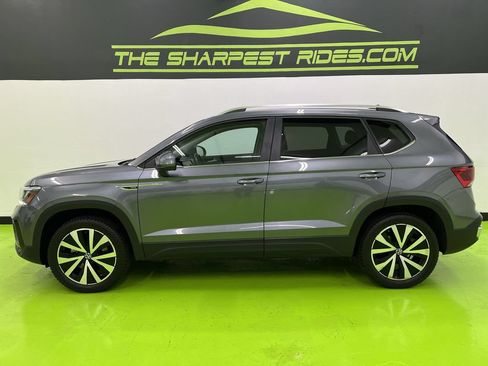 Used 2022 Volkswagen Taos SE w/ IQ.Drive SE Package AWD/4WD image 6