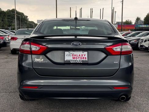 Used 2015 Ford Fusion SE w/ Equipment Group 201A FWD image 6