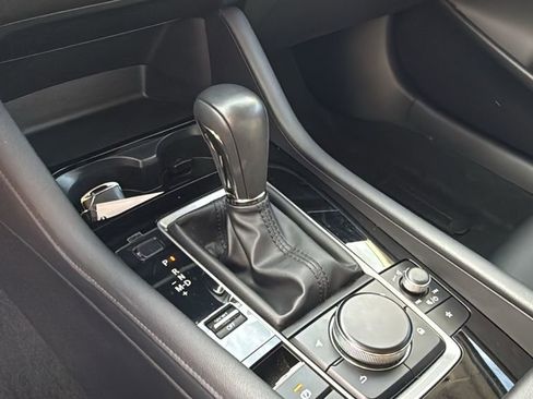 Used 2025 MAZDA MAZDA3 s image 17