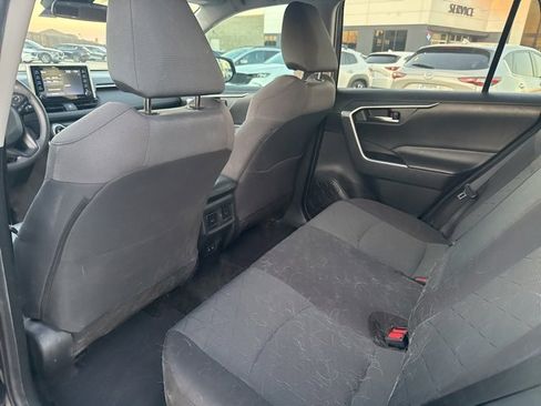 Used 2020 Toyota RAV4 XLE w/ Convenience Package image 13