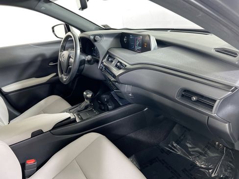 Used 2021 Lexus UX 250h w/ Premium Package image 28