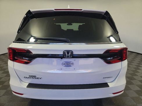 Certified 2024 Honda Odyssey Sport image 5