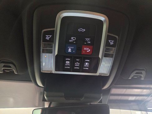 Used 2019 RAM 2500 Limited AWD/4WD image 69