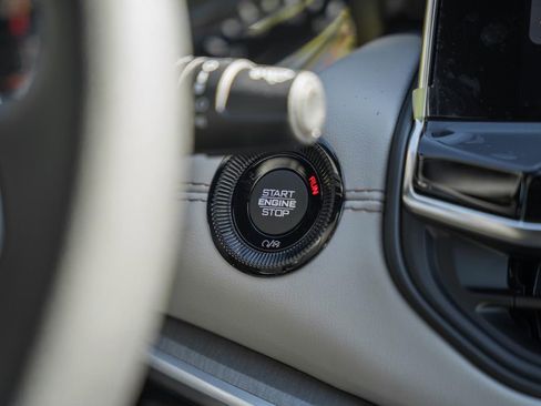 New 2026 Jeep Compass Limited image 25