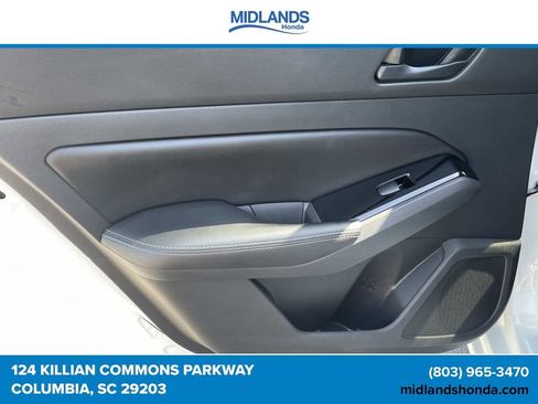 Used 2023 Nissan Altima 2.5 SV w/ SV Premium Package FWD image 10