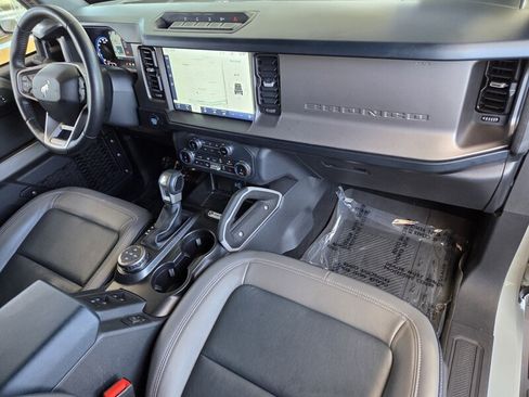 Used 2022 Ford Bronco Outer Banks w/ Sasquatch Package AWD/4WD image 20
