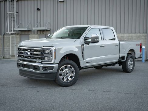 New 2026 Ford F350 Lariat w/ Lariat Ultimate Package image 4