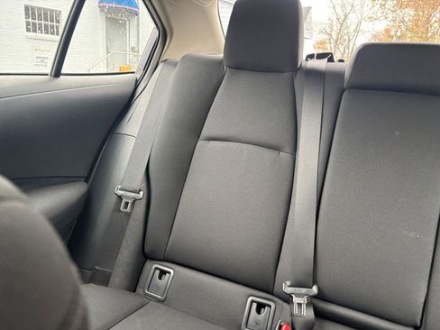 Used 2025 Toyota Corolla LE image 37