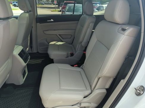 Used 2021 Volkswagen Atlas SEL FWD image 29
