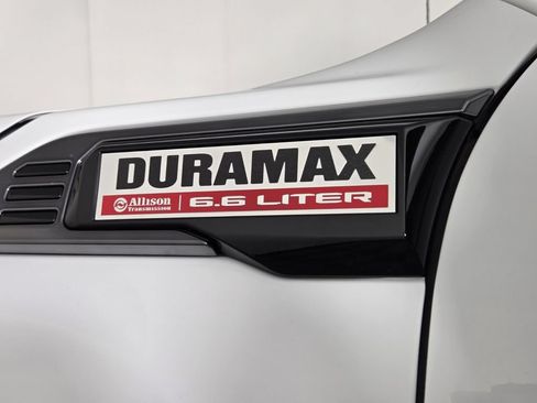 Used 2025 GMC Sierra 2500 AT4 AWD/4WD image 11