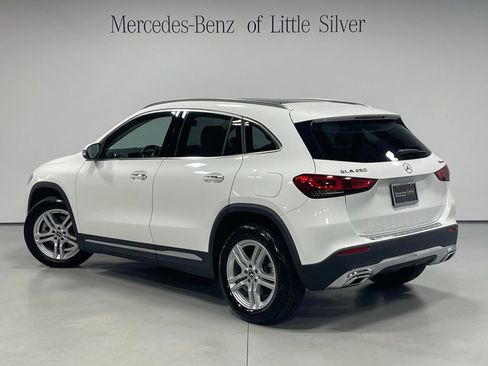 Used 2022 Mercedes-Benz GLA 250 4MATIC image 3