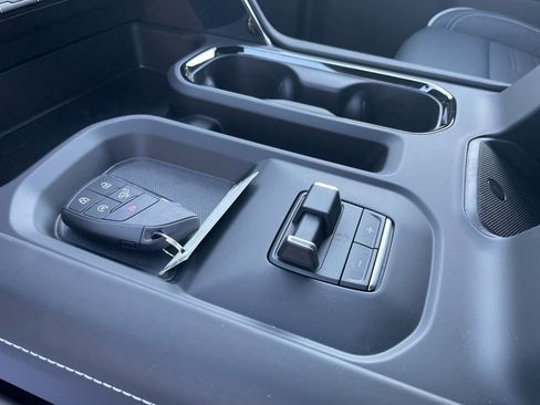 New 2026 GMC Sierra 2500 AT4X image 36