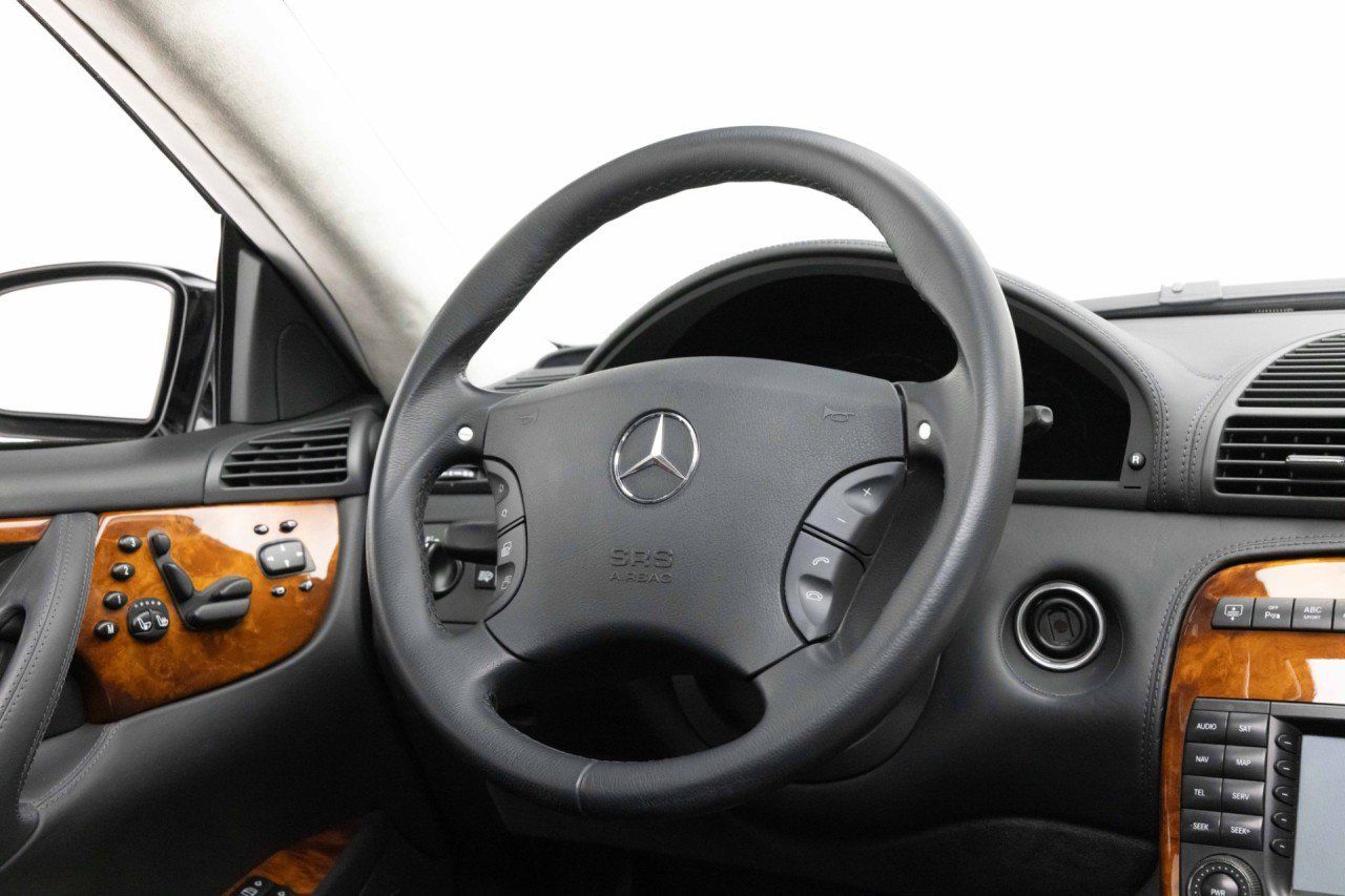 Used 2006 Mercedes-Benz CL 65 AMG image 10