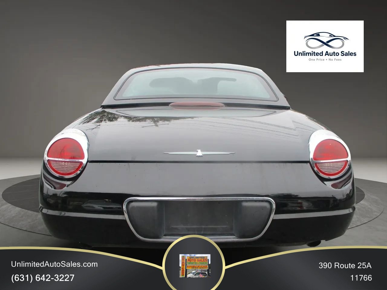 Used 2004 Ford Thunderbird RWD image 2